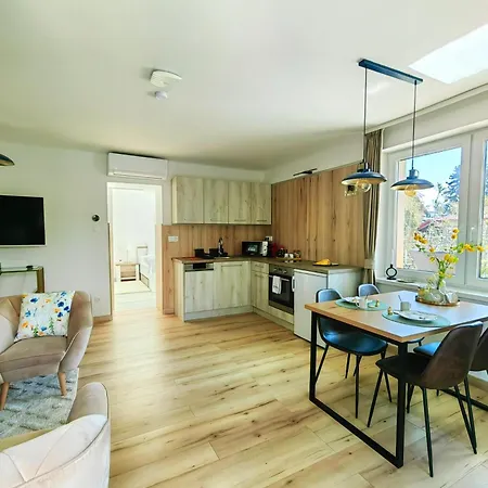 Vendeghaz * Balatonfüred