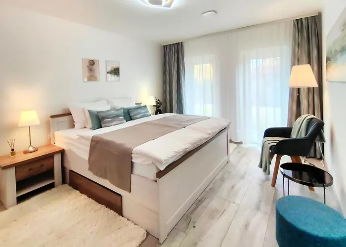 Vendeghaz * 블로톤퓌레드