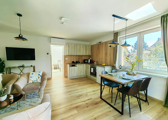 Vendeghaz * 블로톤퓌레드